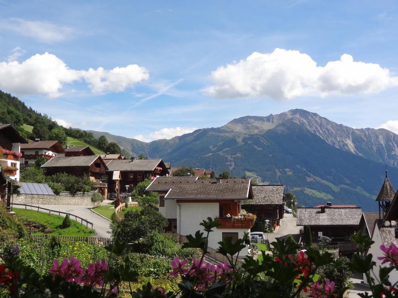 Gaestehaus Zedlacherhof Matrei in Osttirol Exterior photo